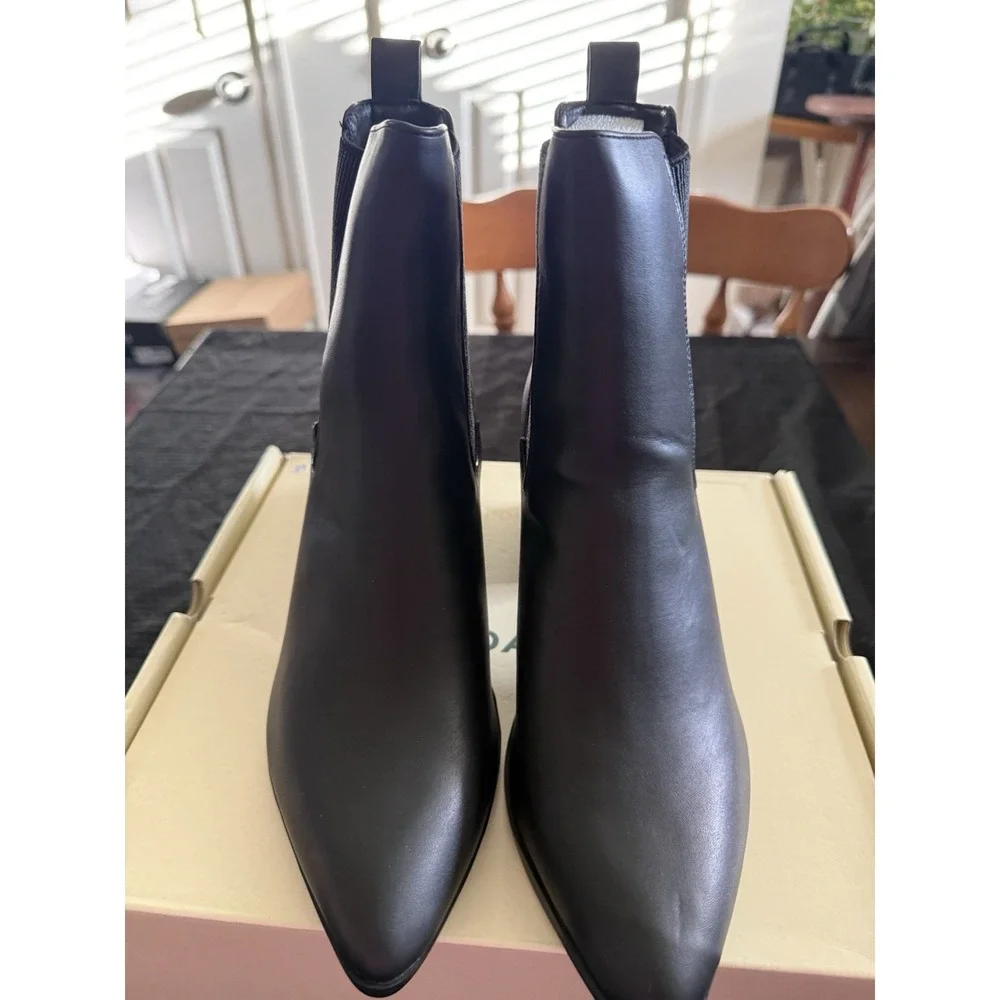 J.Adams Andi Black PU Pull Tab Pull On Pointed Toe Block Heel Chelsea Boots 9.5